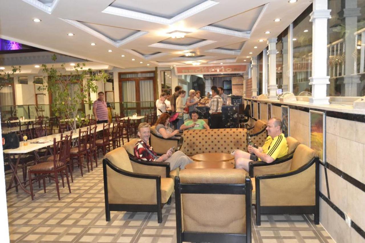 Britannia Hotel Кемер Екстериор снимка